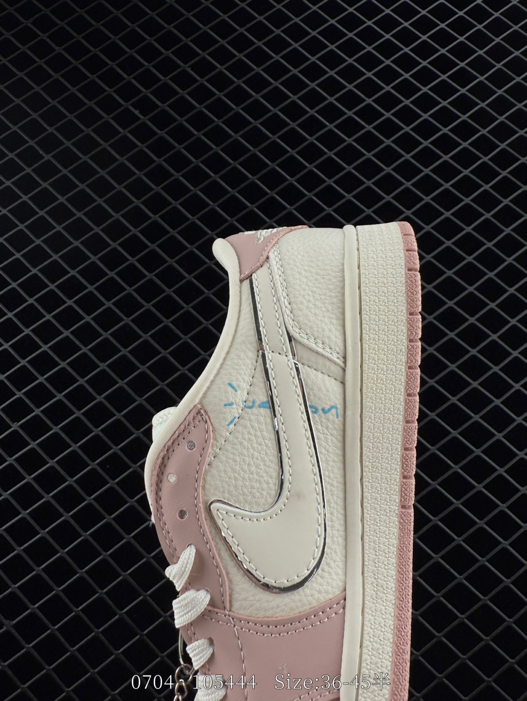 Nike Air Jordan 1 x Travis Scott AJ1